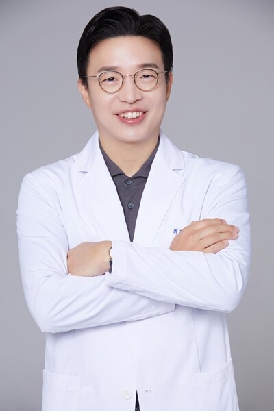 [건강 &] 신사 벤자민피부과 노성민...