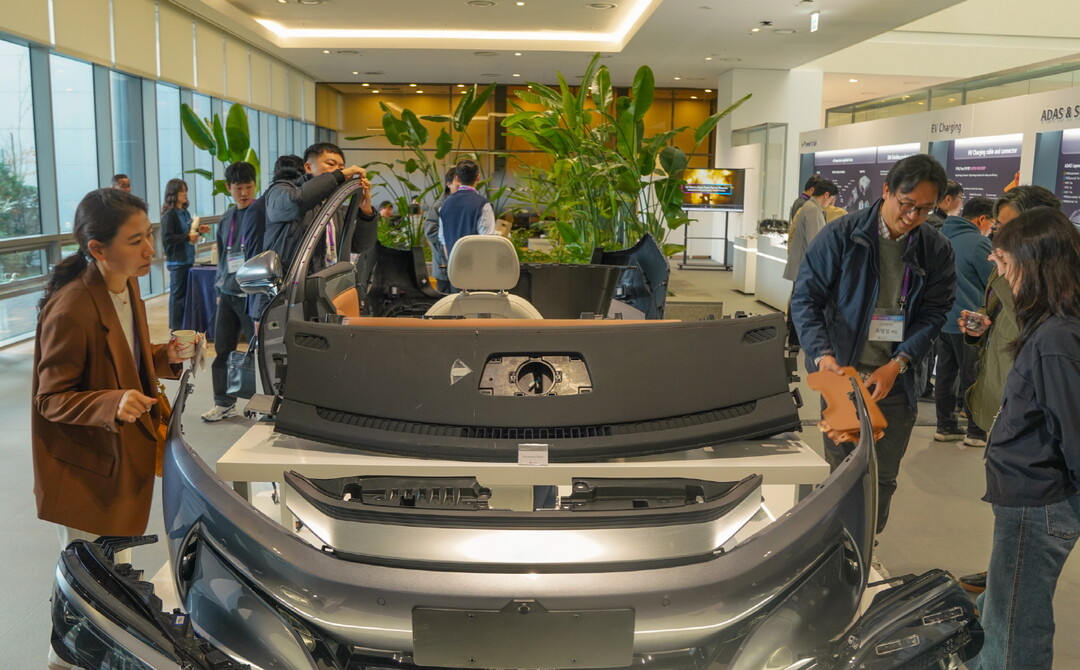 LG화학, 글로벌 고객 초청