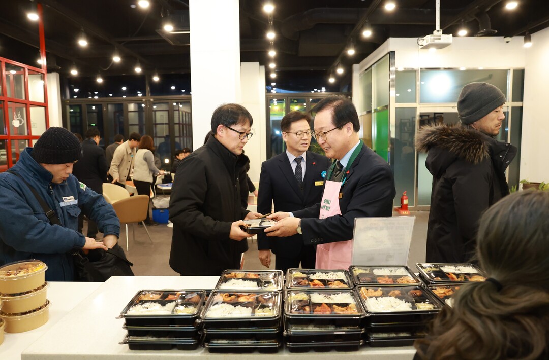 완주군, 산단 근로자에 아침식사 10...