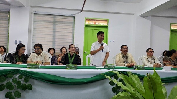 러브 플러스 원, 필리핀서 ‘제1회 ...